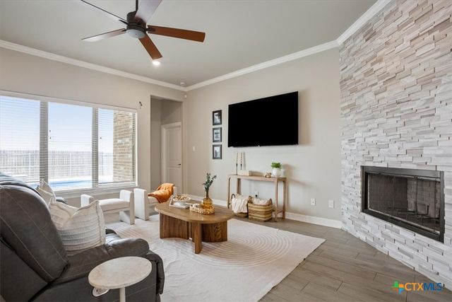 502 Oak Drive, Troy, TX 76579