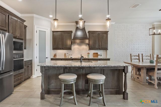 502 Oak Drive, Troy, TX 76579