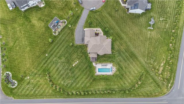403 Corey Court, Upper Nazareth Twp, PA 18064