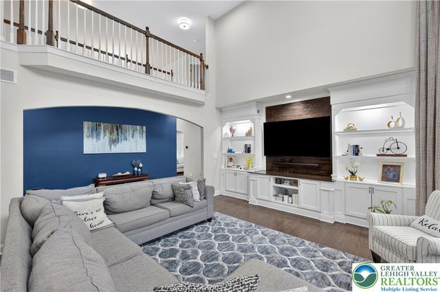 403 Corey Court, Upper Nazareth Twp, PA 18064