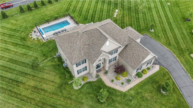 403 Corey Court, Upper Nazareth Twp, PA 18064