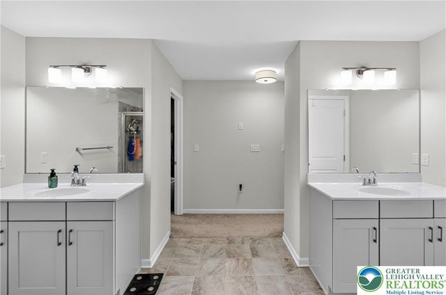 403 Corey Court, Upper Nazareth Twp, PA 18064