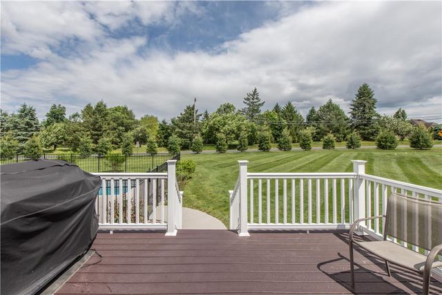 403 Corey Court, Upper Nazareth Twp, PA 18064