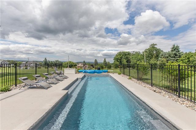 403 Corey Court, Upper Nazareth Twp, PA 18064