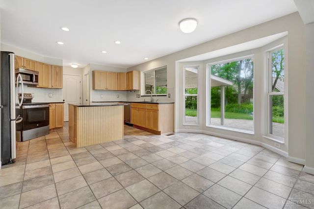 415 Forest Edge Drive, South Lebanon, OH 45065