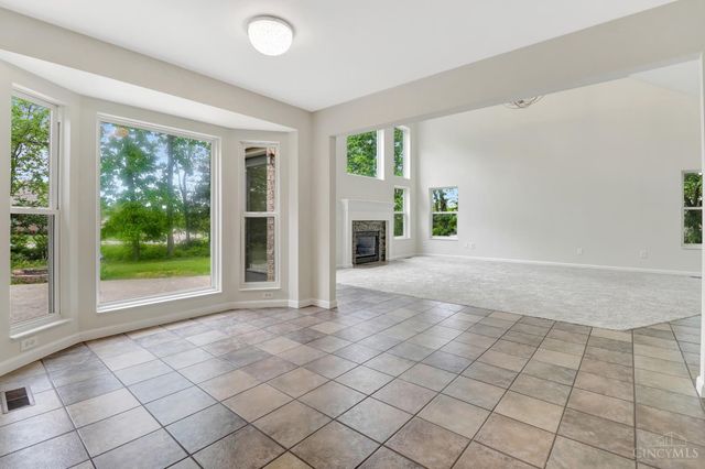 415 Forest Edge Drive, South Lebanon, OH 45065