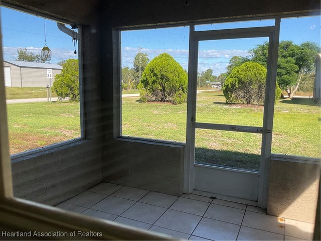 216 Chicago Way NE, Lake Placid, FL 33852