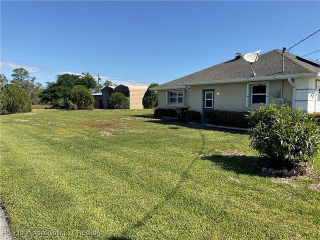 216 Chicago Way NE, Lake Placid, FL 33852
