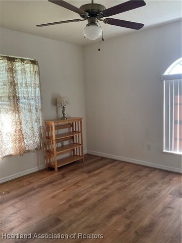 216 Chicago Way NE, Lake Placid, FL 33852