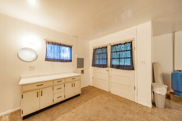 1800 E 650 N, Alexandria, IN 46001