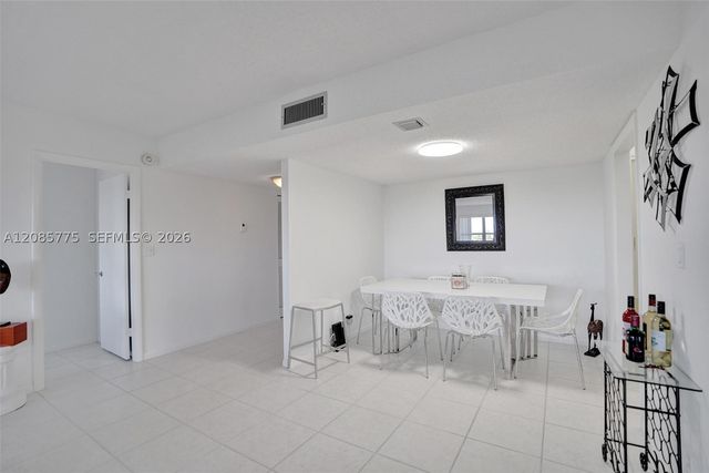10777 W Sample Rd 718, Coral Springs, FL 33065