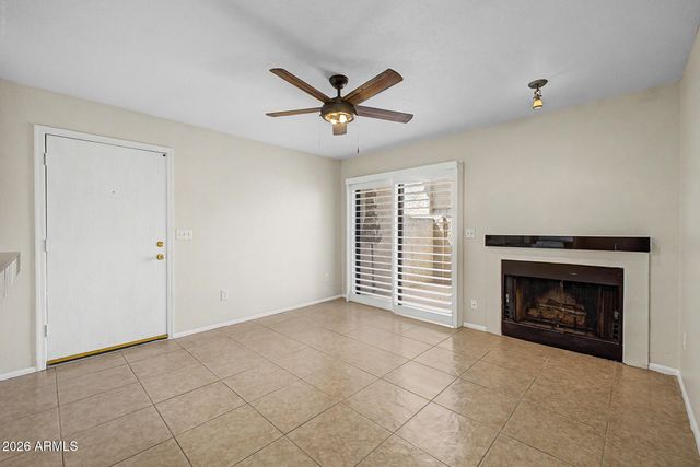 533 W GUADALUPE Road 1046, Mesa, AZ 85210
