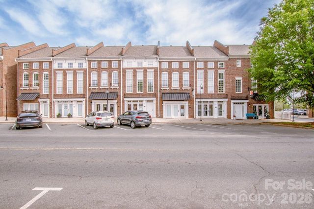 21329 Catawba Avenue, Cornelius, NC 28031