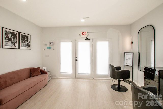 21329 Catawba Avenue, Cornelius, NC 28031