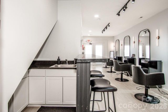 21329 Catawba Avenue, Cornelius, NC 28031