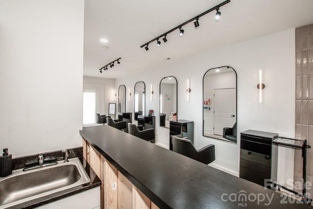 21329 Catawba Avenue, Cornelius, NC 28031