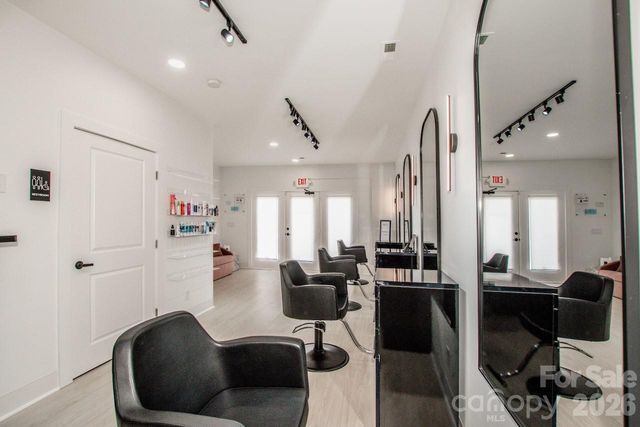 21329 Catawba Avenue, Cornelius, NC 28031