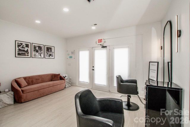 21329 Catawba Avenue, Cornelius, NC 28031