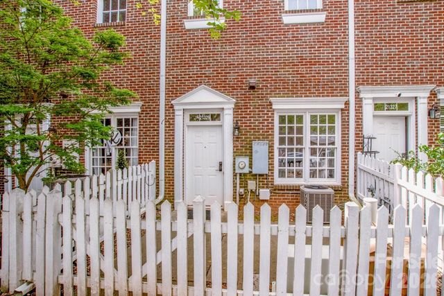 21329 Catawba Avenue, Cornelius, NC 28031