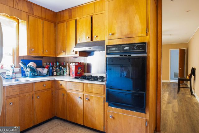 200 Heather Street, Warner Robins, GA 31093