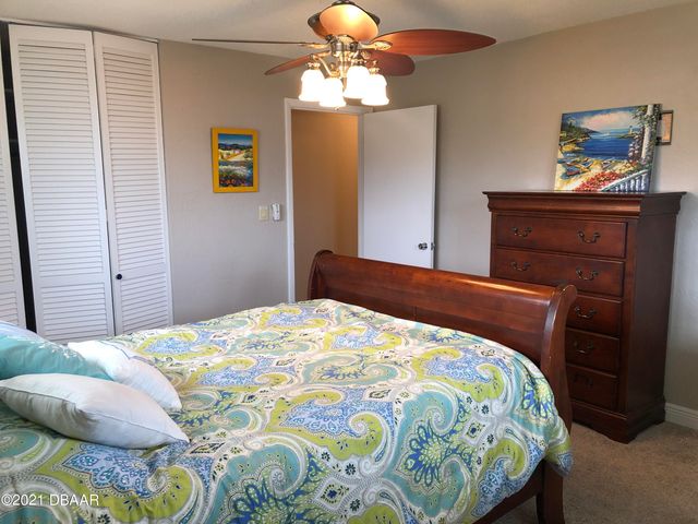 3011 Princeton Avenue, Daytona Beach, FL 32118