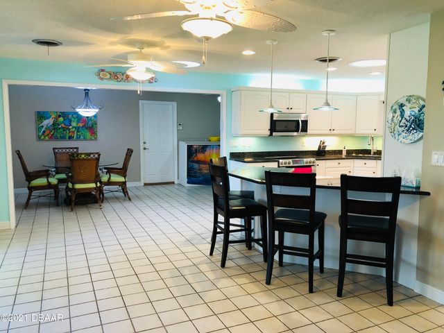 3011 Princeton Avenue, Daytona Beach, FL 32118