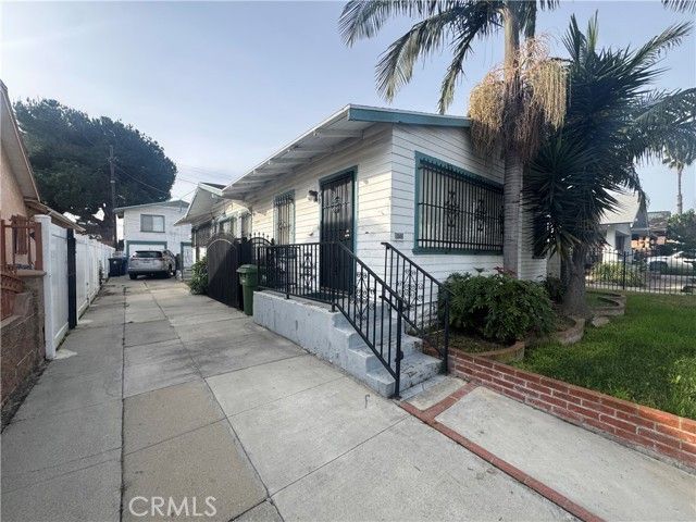 1046 W 73rd, Los Angeles, CA 90044