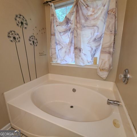 403 Victoria Place, Locust Grove, GA 30248