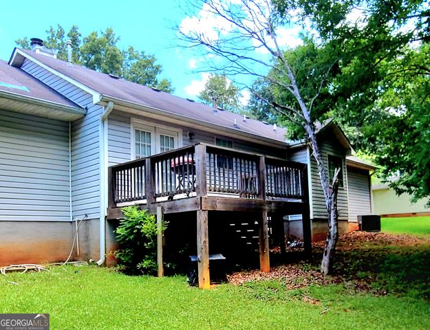 403 Victoria Place, Locust Grove, GA 30248