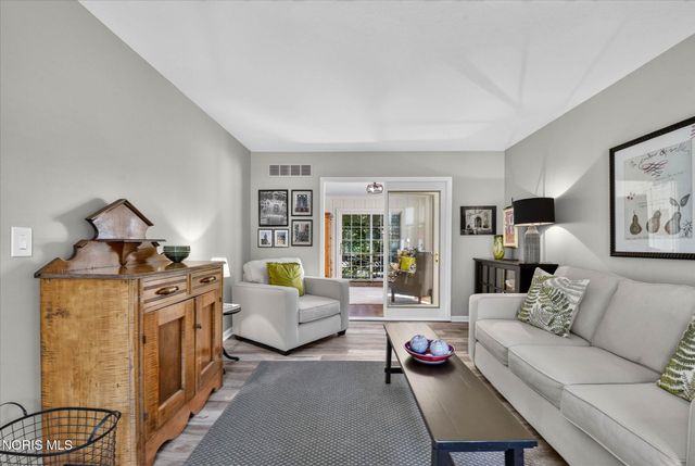 2344 Wimbledon Park Boulevard, Toledo, OH 43617