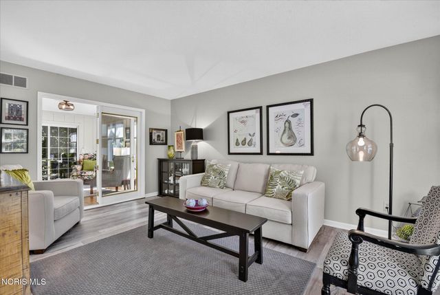 2344 Wimbledon Park Boulevard, Toledo, OH 43617