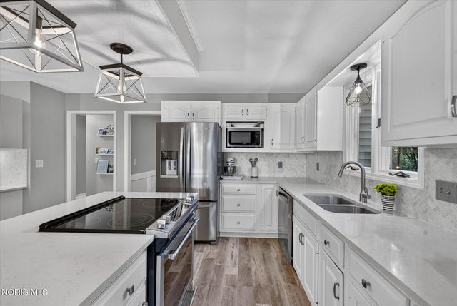 2344 Wimbledon Park Boulevard, Toledo, OH 43617