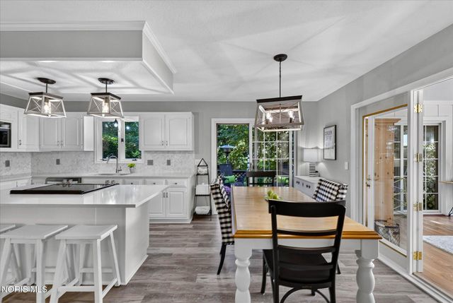 2344 Wimbledon Park Boulevard, Toledo, OH 43617