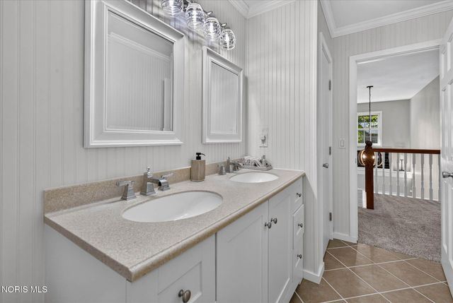 2344 Wimbledon Park Boulevard, Toledo, OH 43617