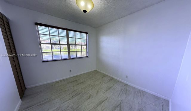 8630 SW 3rd St 101, Pembroke Pines, FL 33025