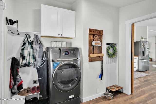 1107 E Yellow Pine AVE, Athol, ID 83801