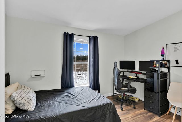 1107 E Yellow Pine AVE, Athol, ID 83801