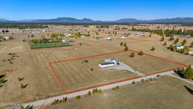 1107 E Yellow Pine AVE, Athol, ID 83801