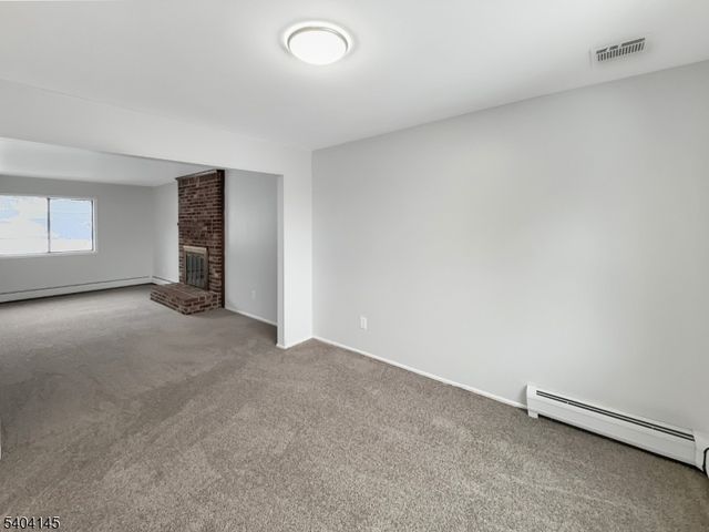 16 Knob Hill Rd, Washington Twp., NJ 07840