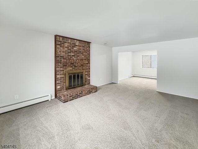 16 Knob Hill Rd, Washington Twp., NJ 07840