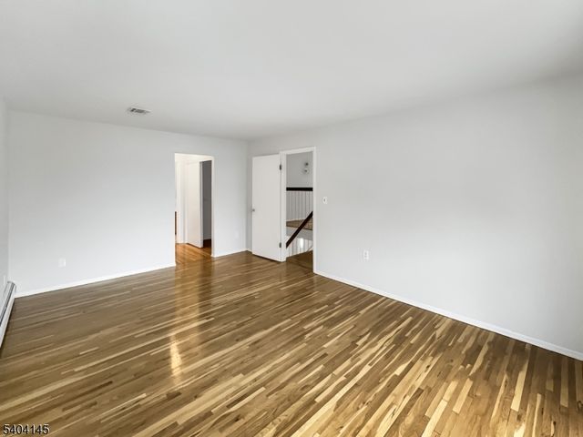 16 Knob Hill Rd, Washington Twp., NJ 07840