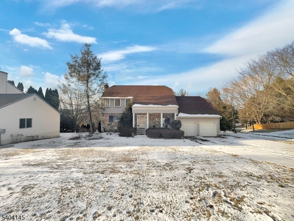 16 Knob Hill Rd, Washington Twp., NJ 07840