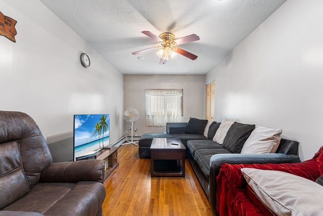 32 Rush St, Somerville, MA 02145