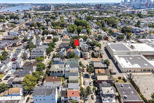 32 Rush St, Somerville, MA 02145
