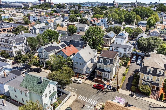 32 Rush St, Somerville, MA 02145