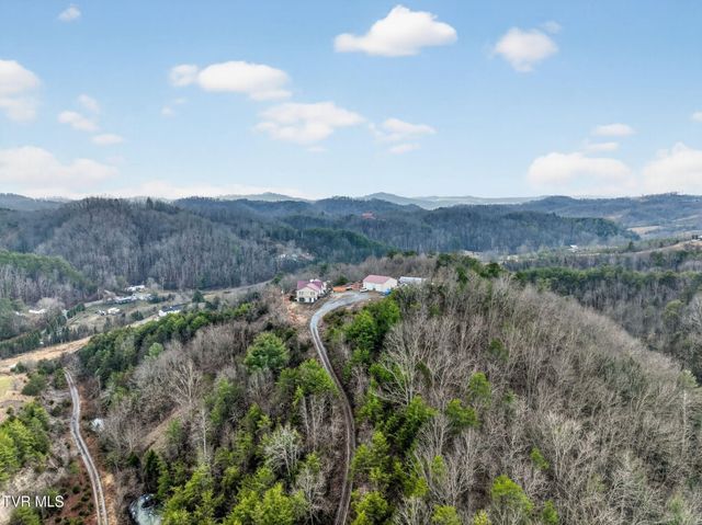 604 Cripple Creek Road, Watauga, TN 37694
