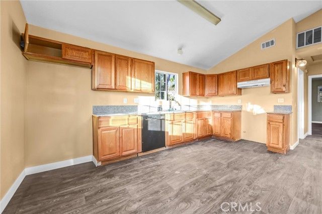 1380 Glen Avenue, Pasadena, CA 91103