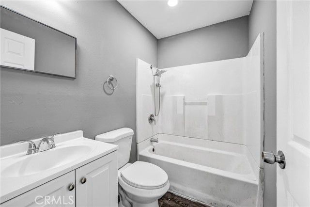 1380 Glen Avenue, Pasadena, CA 91103