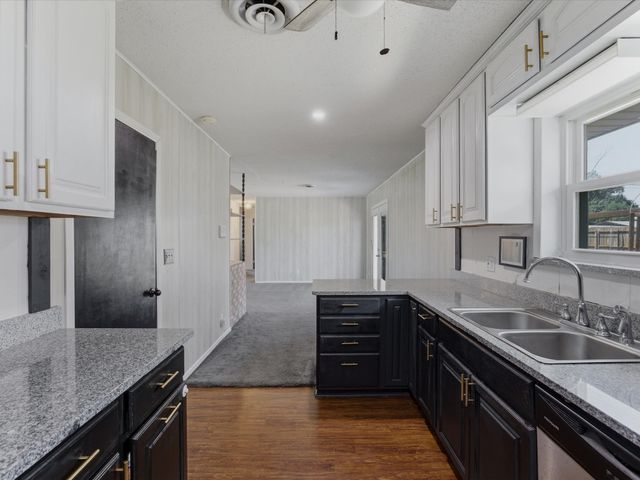 1312 Rock Street, Bowie, TX 76230