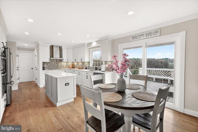 16 KNOLL SIDE LN, Middletown, MD 21769